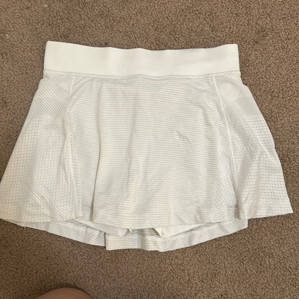 Lululemon golf skirt brand new